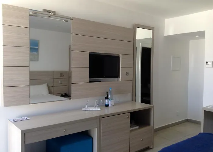 Limanaki & Hotel Ayia Napa