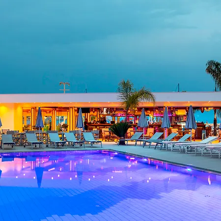 Limanaki & Hotell