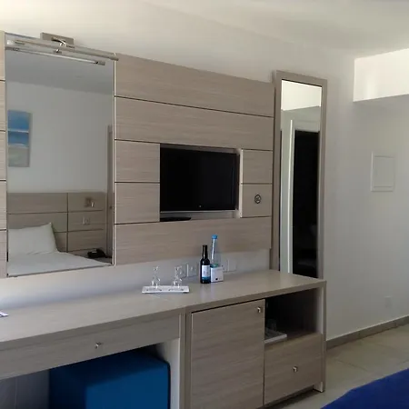 Limanaki & Hotell Ayia Napa