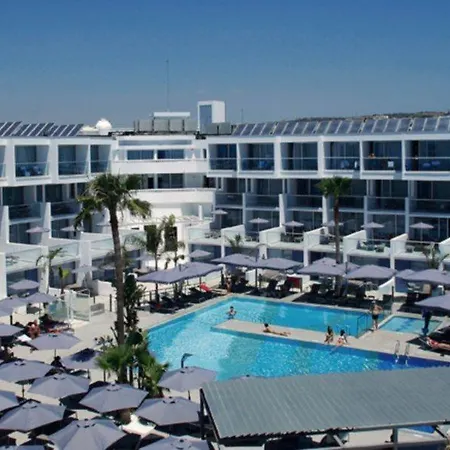 Ξενοδοχείο Limanaki & 4*