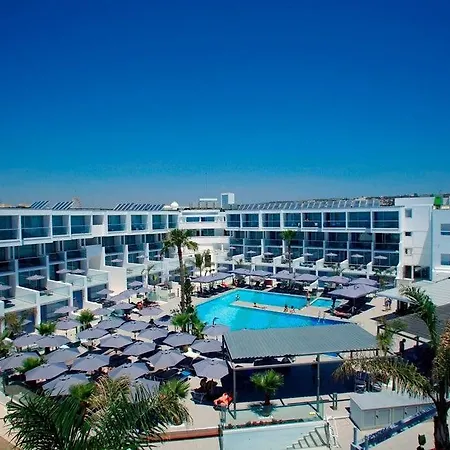 Ξενοδοχείο Limanaki & 4*