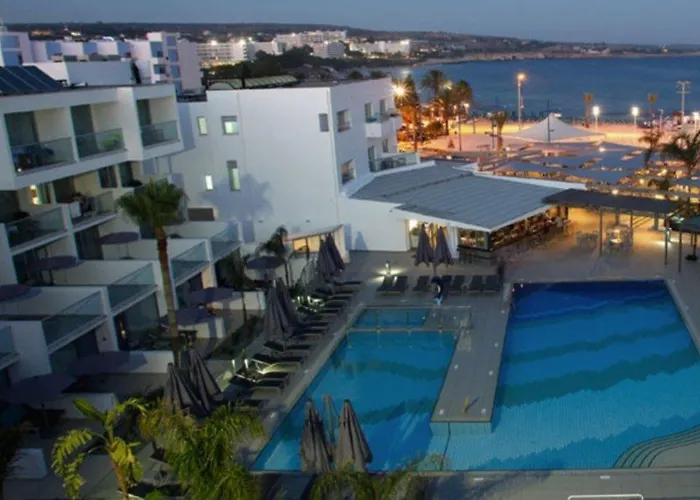 Hotell Limanaki &