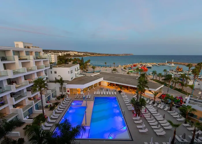 Limanaki & Hotell Ayia Napa